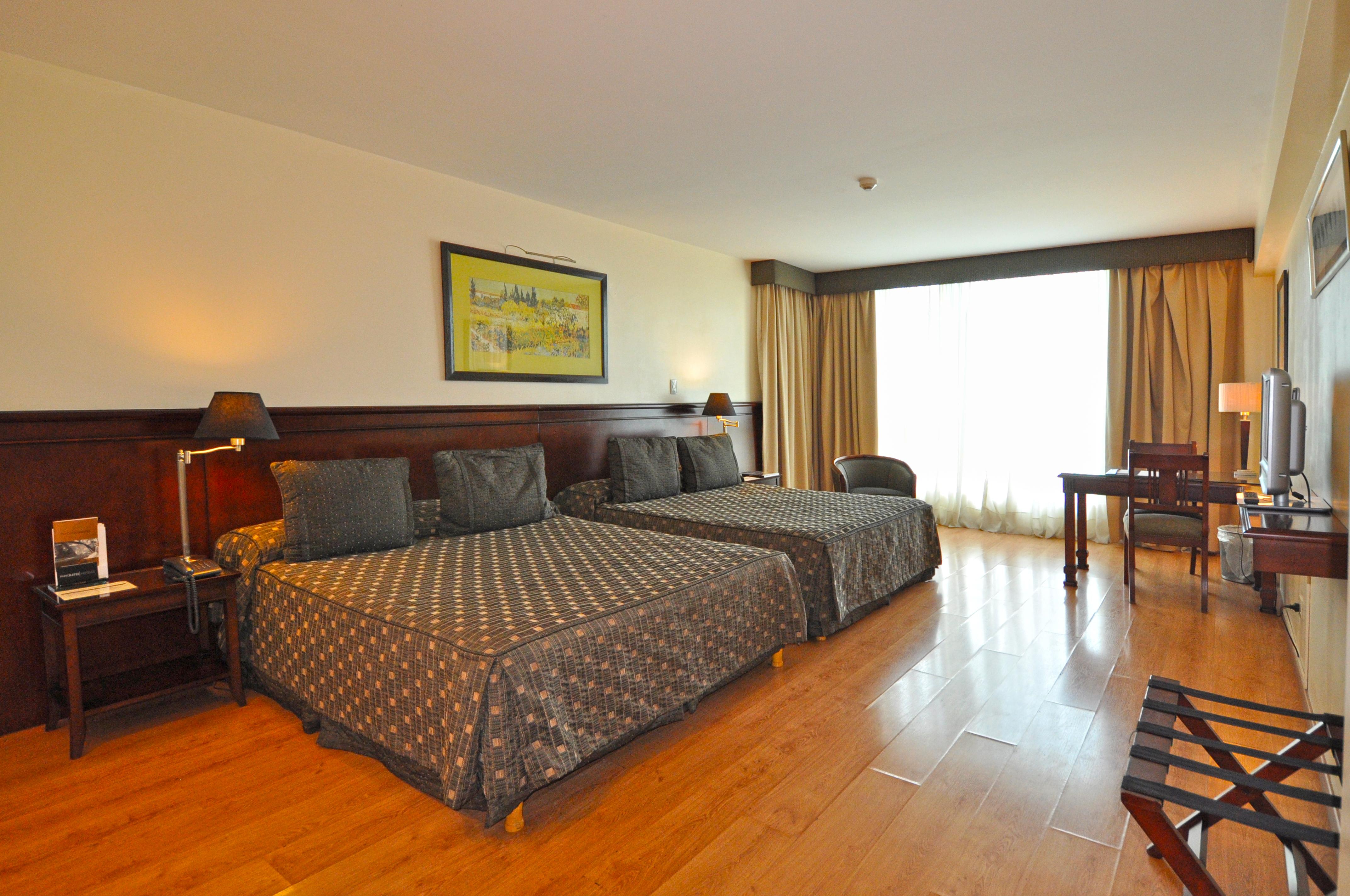 Amerian Executive Mendoza Hotel מראה חיצוני תמונה