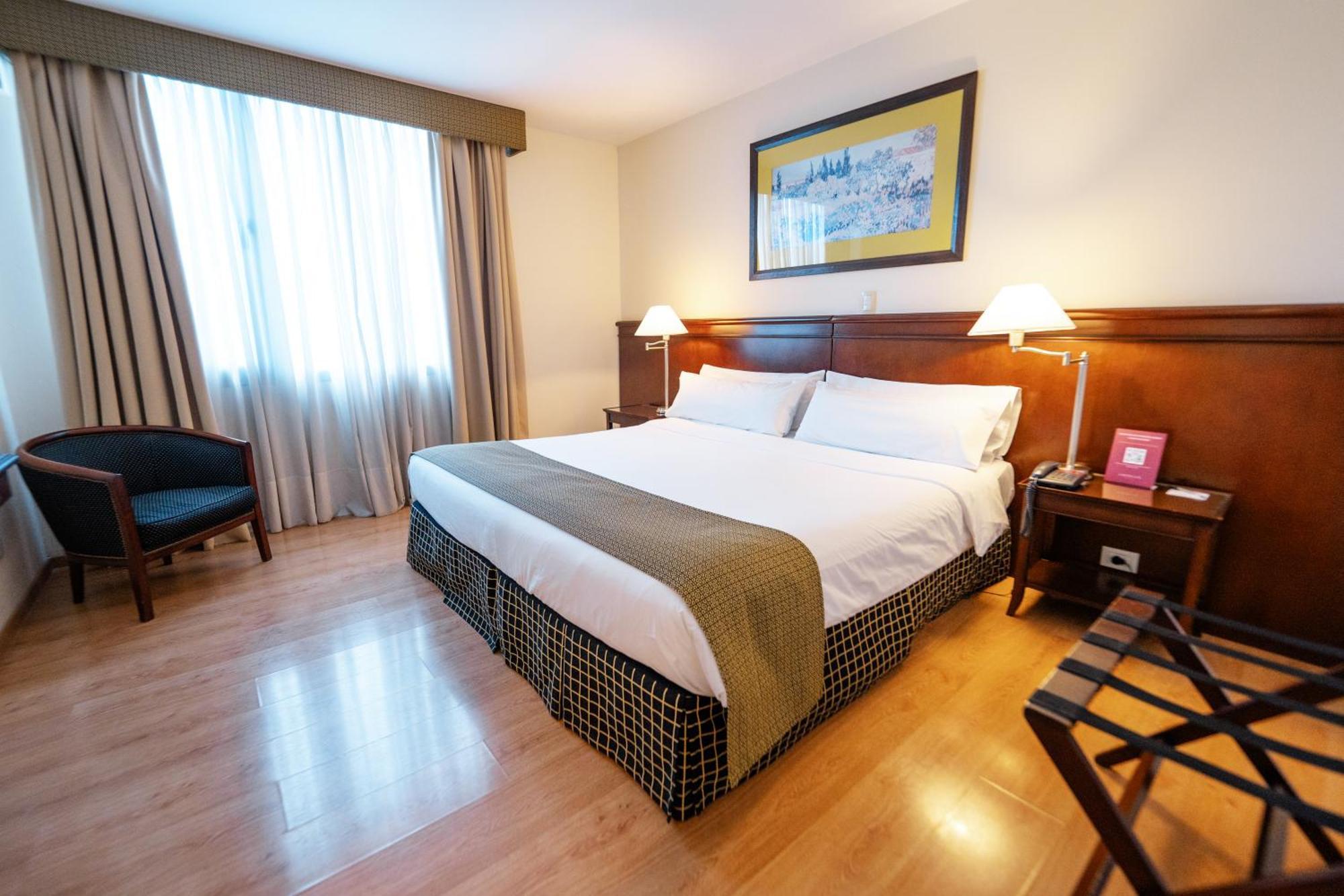 Amerian Executive Mendoza Hotel מראה חיצוני תמונה