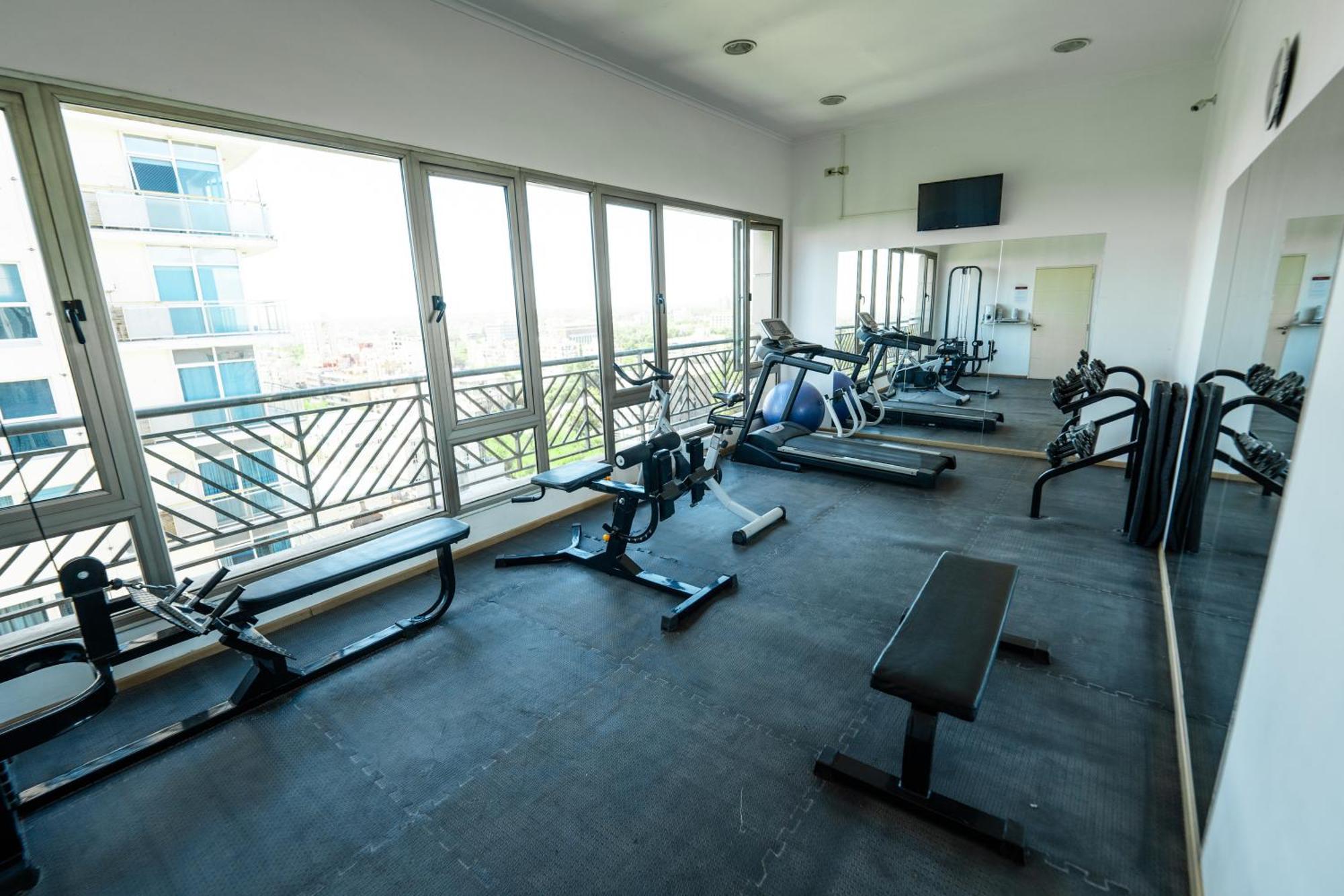 Amerian Executive Mendoza Hotel מראה חיצוני תמונה